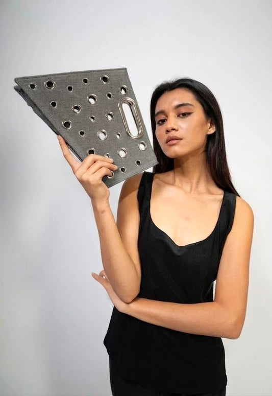 Stone Maxi Quad Clutch